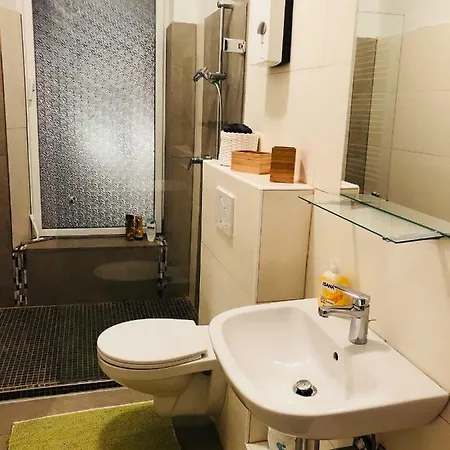 Boutique City Apartment *